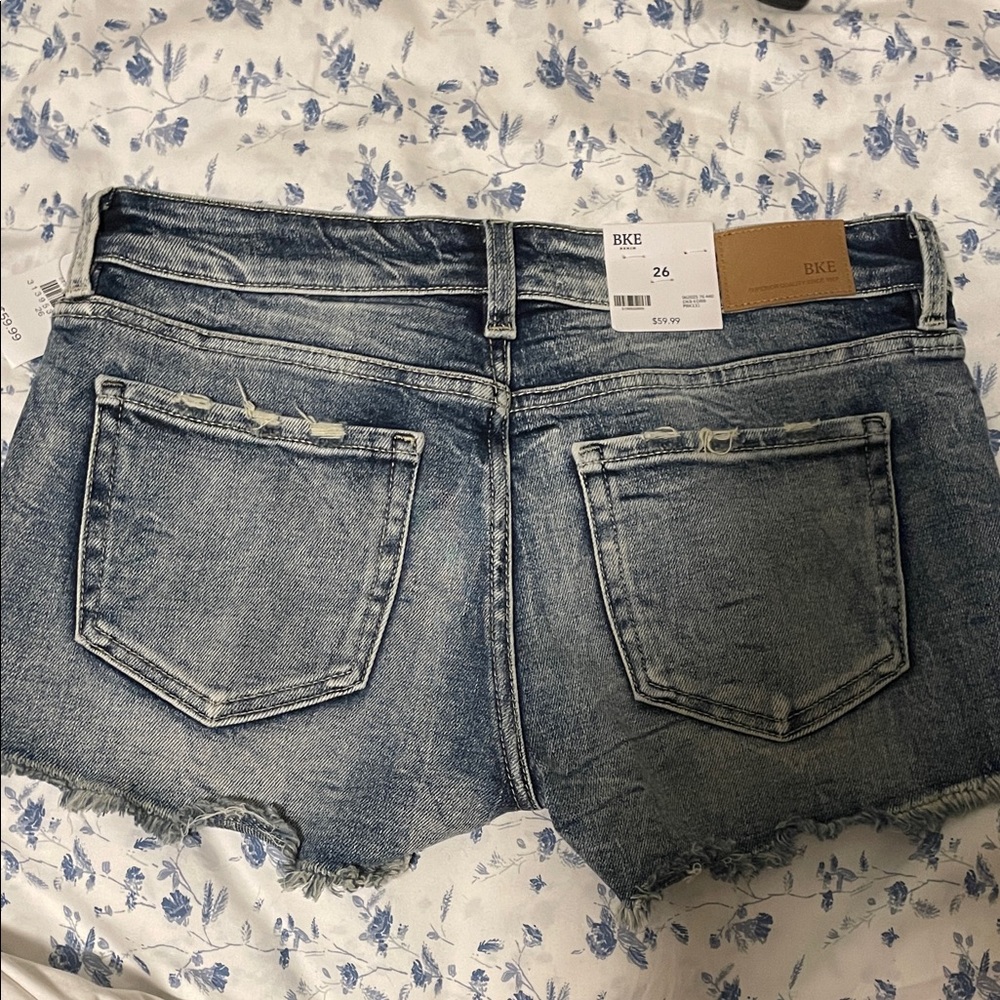 NWT women’s BKE Stella stretch low rise distressed jeans exclusive buckle $69.99 - Picture 9 of 12